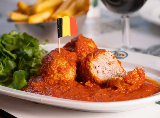 BookNoFees: Restaurante – Chez Léon – Brussels – En casa de León, foto 2