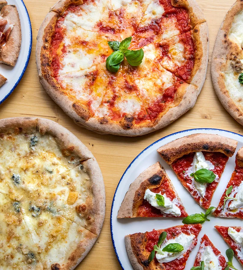 BookNoFees: Restaurante – Amuni Pizzeria – Prague – Amuni Pizzería, foto 1