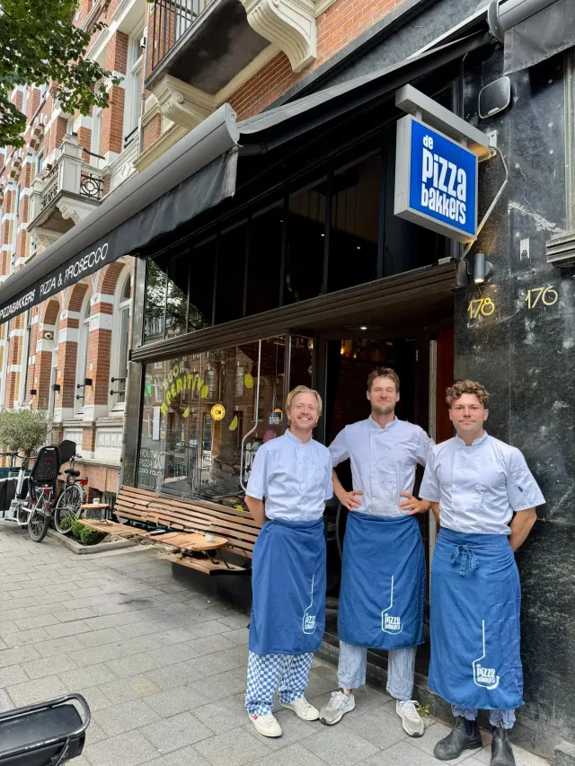 BookNoFees: Restaurante – De Pizzabakkers – Amsterdam – Los pizzeros, foto 2