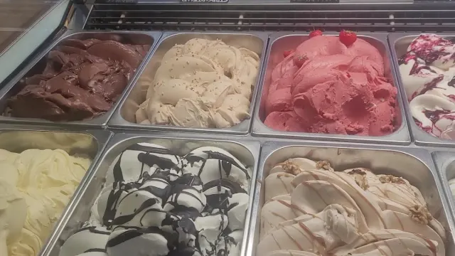 BookNoFees: Restaurante – Eiscafé Italy – Holzwickede – Eiscafé Italy, foto 3