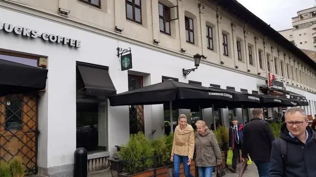 BookNoFees: Restaurante – Starbucks – Bucharest – Starbucks, foto 3