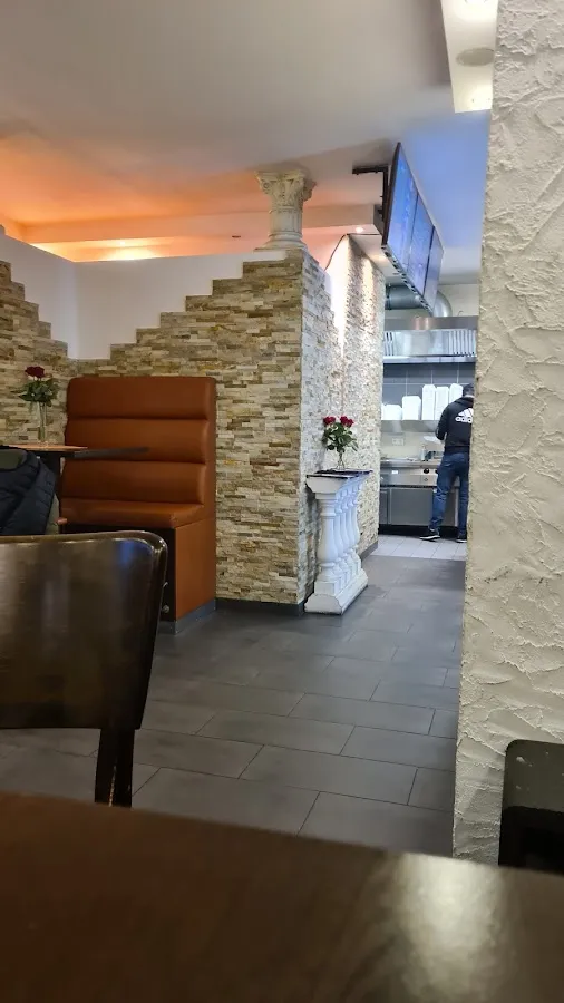 BookNoFees: Restaurante – Capolinea Gyros – Wenden – Terminal de Gyros, foto 1