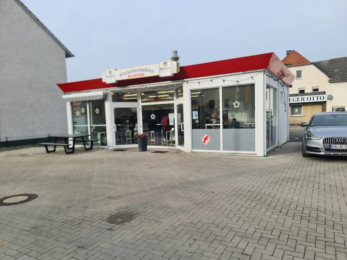 BookNoFees: Restaurante – Rasche Fleischergrill Imbiß – Marsberg – Comida rápida a la parrilla en la carnicería, foto 1