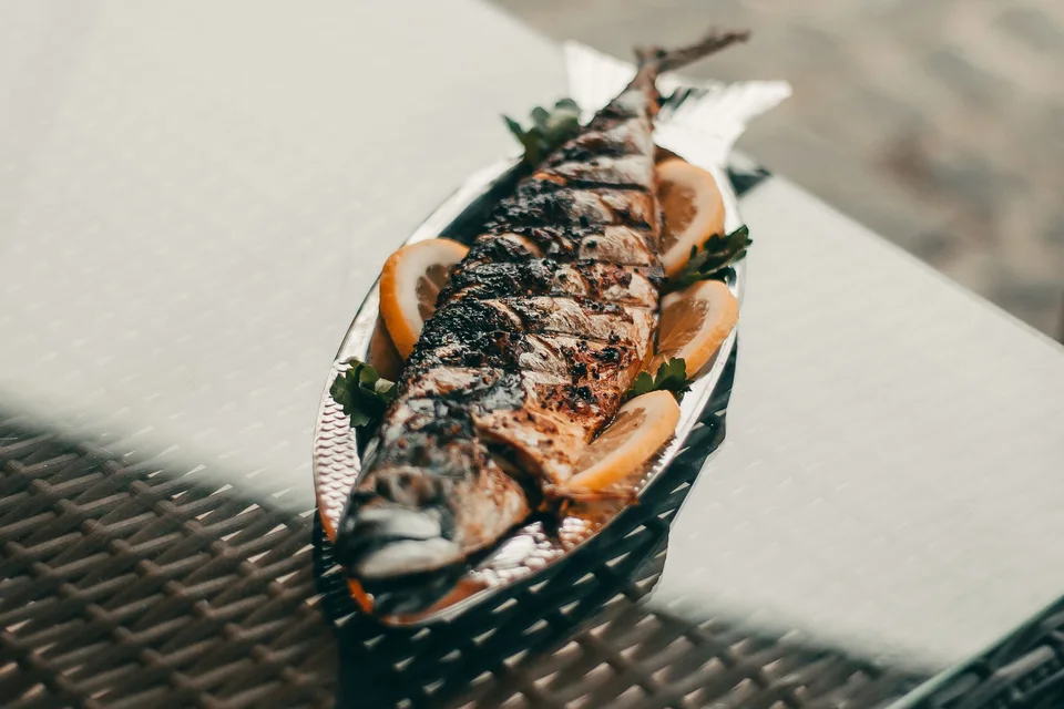 BookNoFees: Foto de ejemplo: Pescado a la parrilla